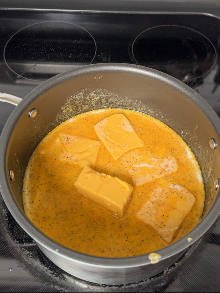 Mac and cheese cheese sauce